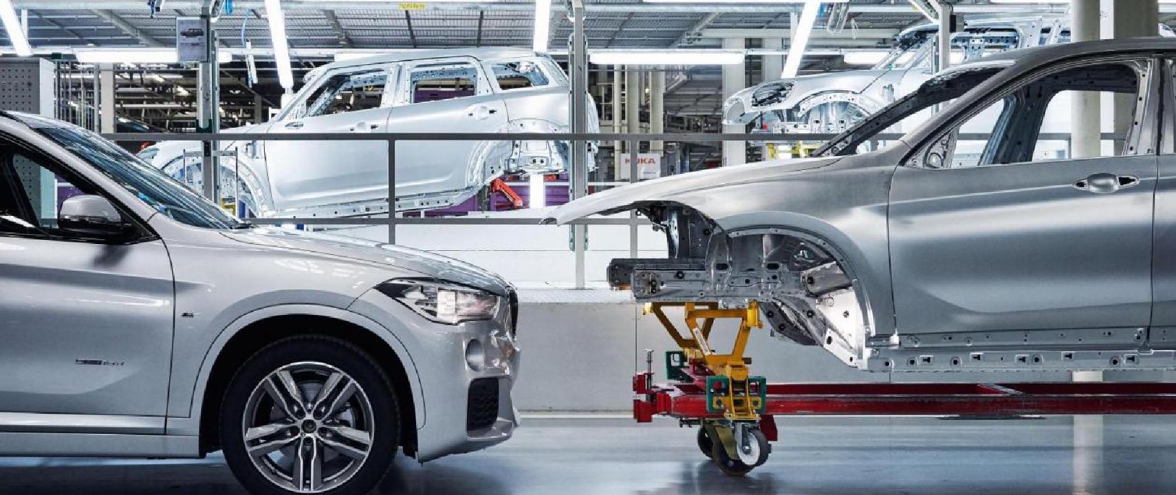 Fabriek VDL Nedcar - Foto: Voornaam Achternaam